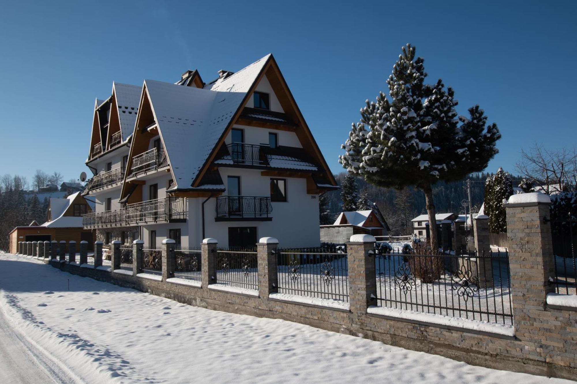 Pod Hawraniem Hotel Jurgów Kültér fotó