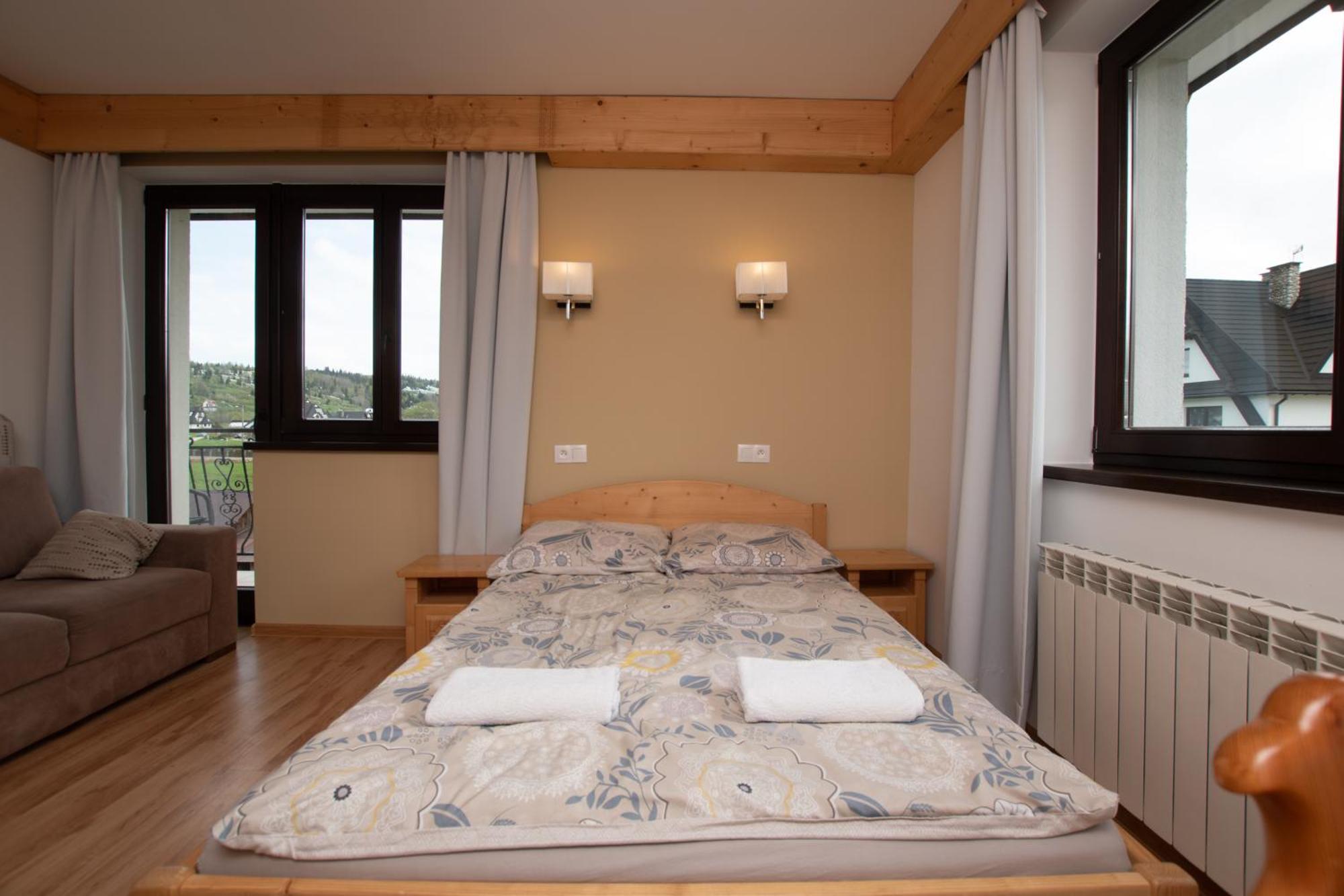 Pod Hawraniem Hotel Jurgów Kültér fotó