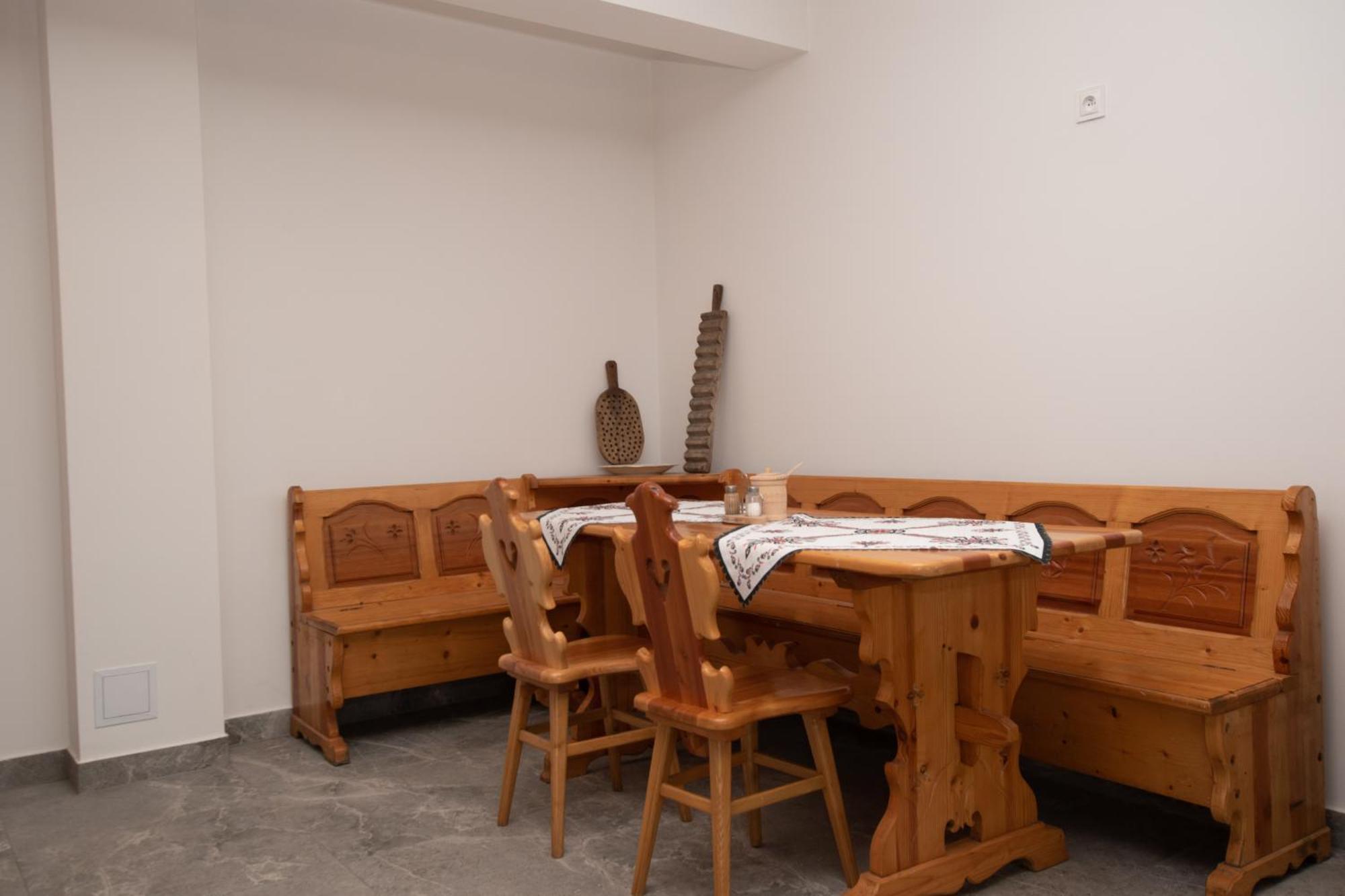 Pod Hawraniem Hotel Jurgów Kültér fotó